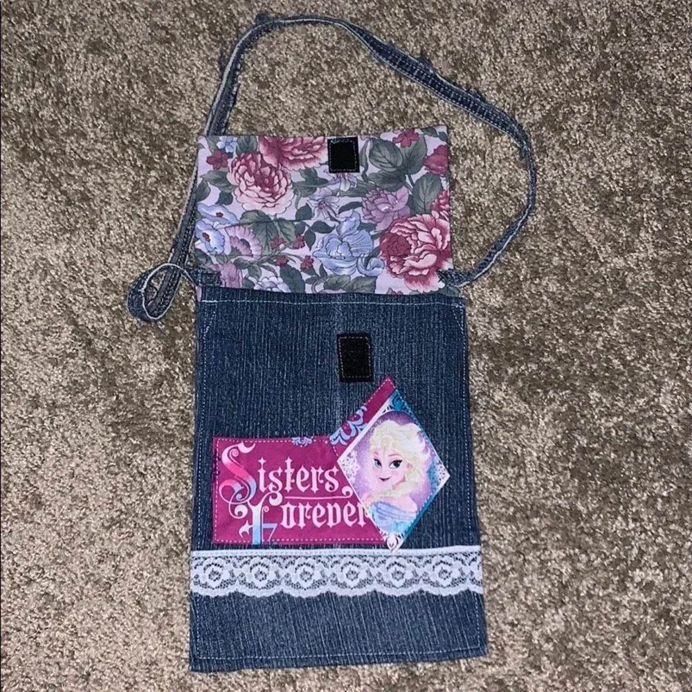 ⚠️ Handmade “Sisters Forever” Jean Purse